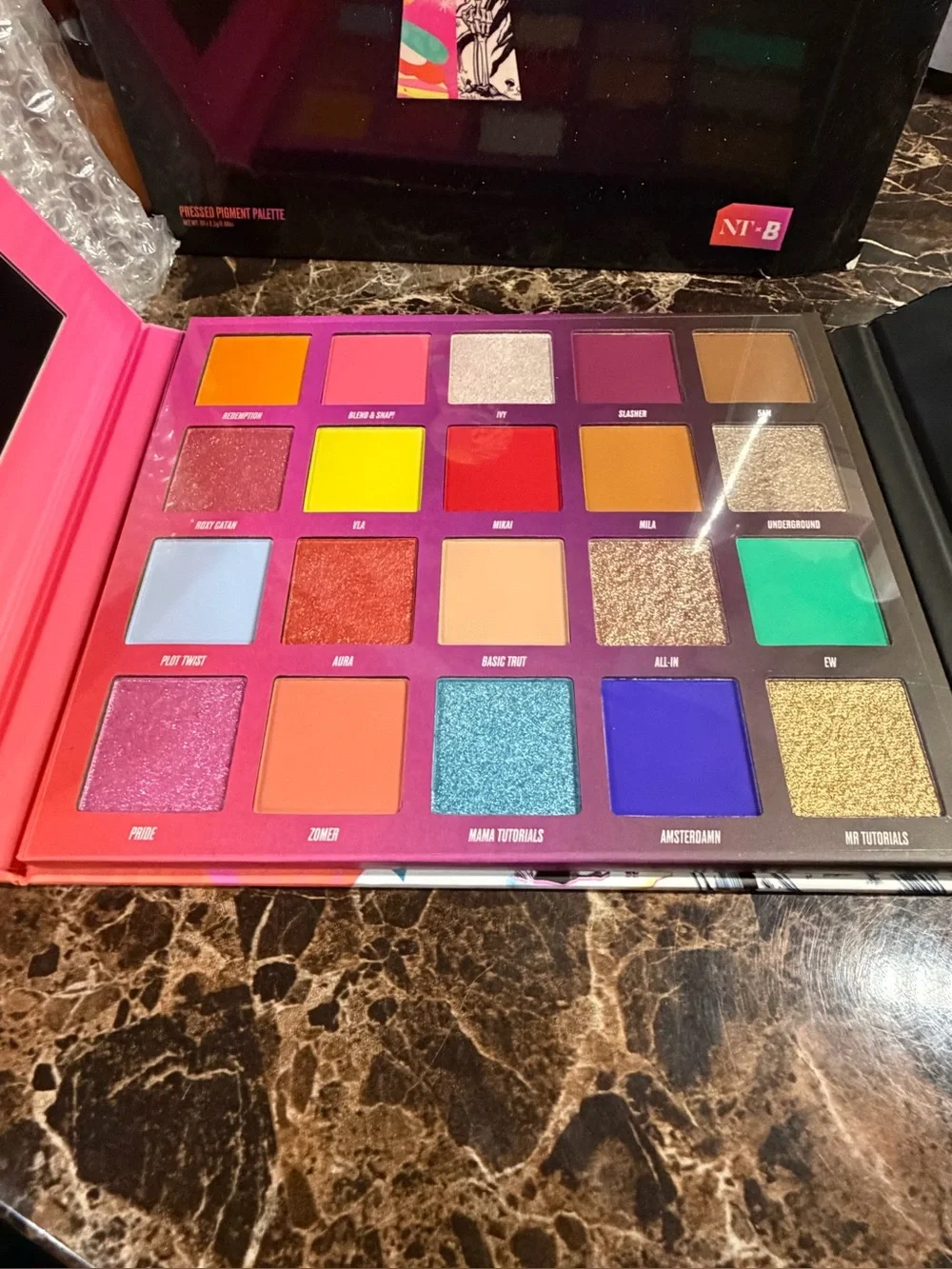 Nikkie Tutorials x Beauty Bay Limited Edition Eyeshadow Palette